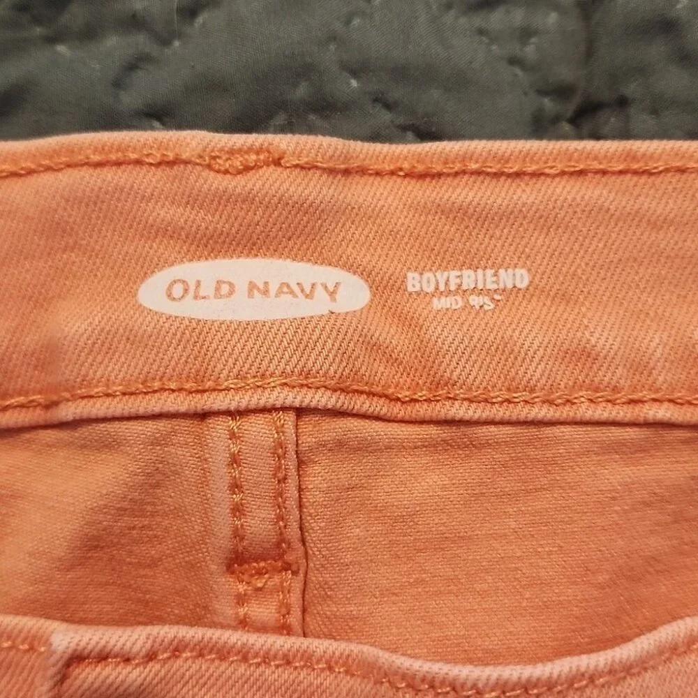 Old Navy boyfriend shorts size 18